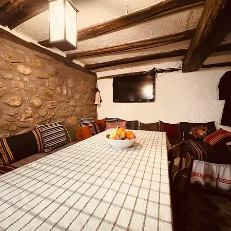 Vakantiehuis Guest House “Anchetata” *