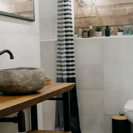 Ваканционна къща Guest House “Anchetata” *