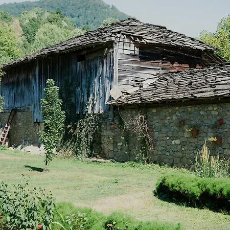 Guest House “Anchetata” Априлци