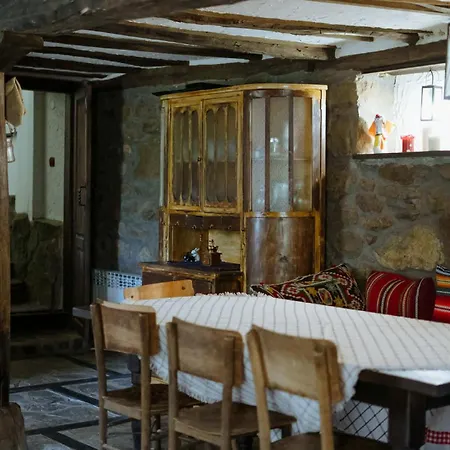 Ваканционна къща Guest House “Anchetata”